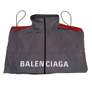 アウターその他 BALENCIAGA SS22 LOGO PRINT WINDBREAKER (681428_TLO065630) Balenciaga logo-print Hooded Windbreaker | Black | FARFETCH